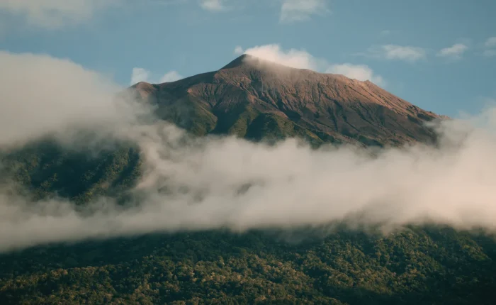 Reason-Climb-Mount-Kerinci