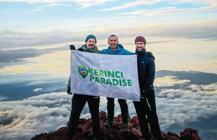 Bastian Kießling - Jetz Hikers on Kerinci